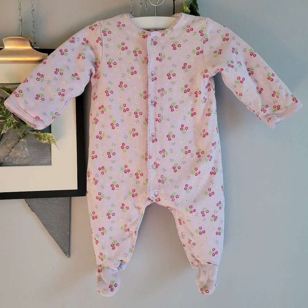 Gap Baby Girl's Long Sleeve‎ Snap Front Footed Floral Onesie NB Up to 3 Months